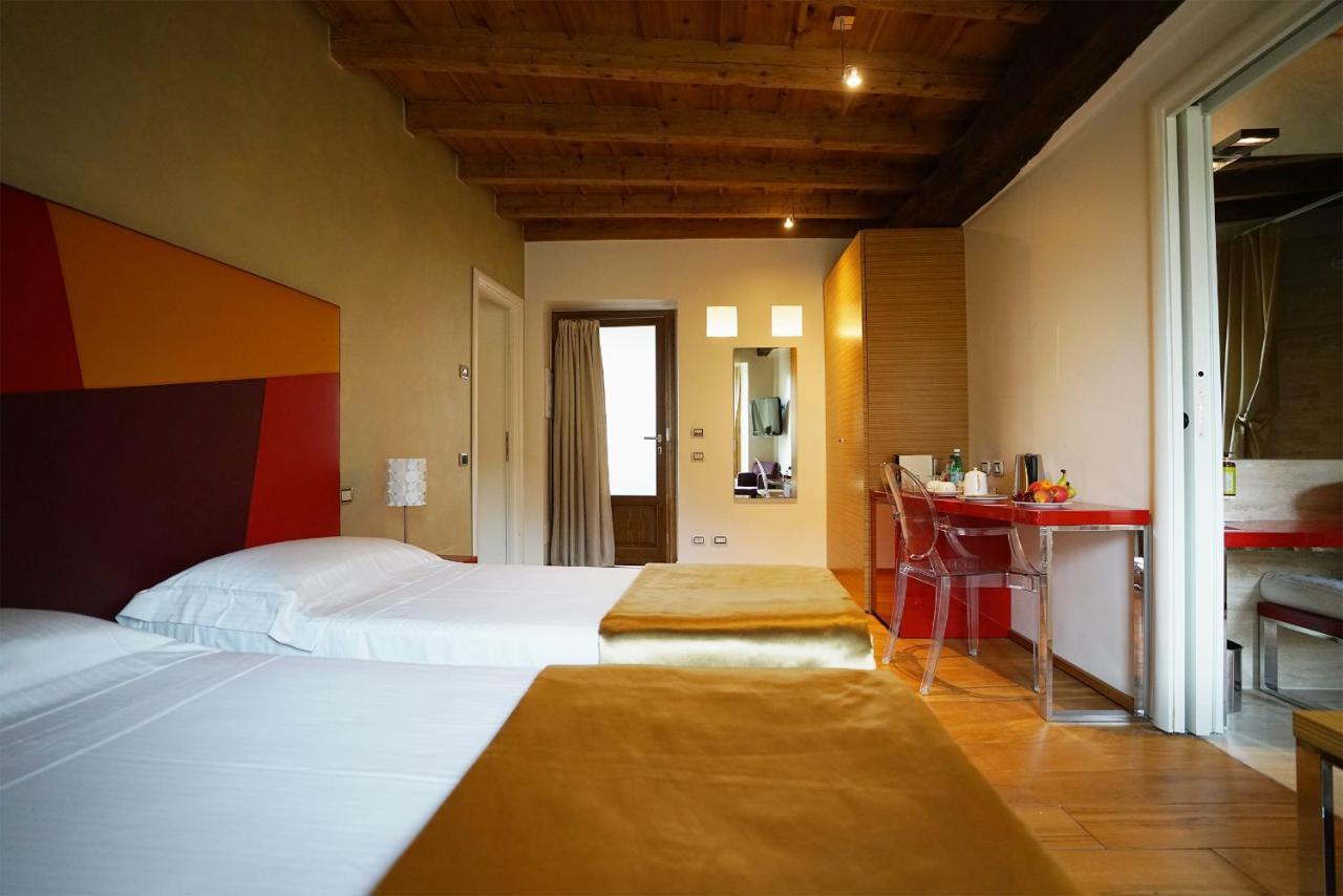 Il Portico - 1711 Luxury Guest House Arlate Dış mekan fotoğraf