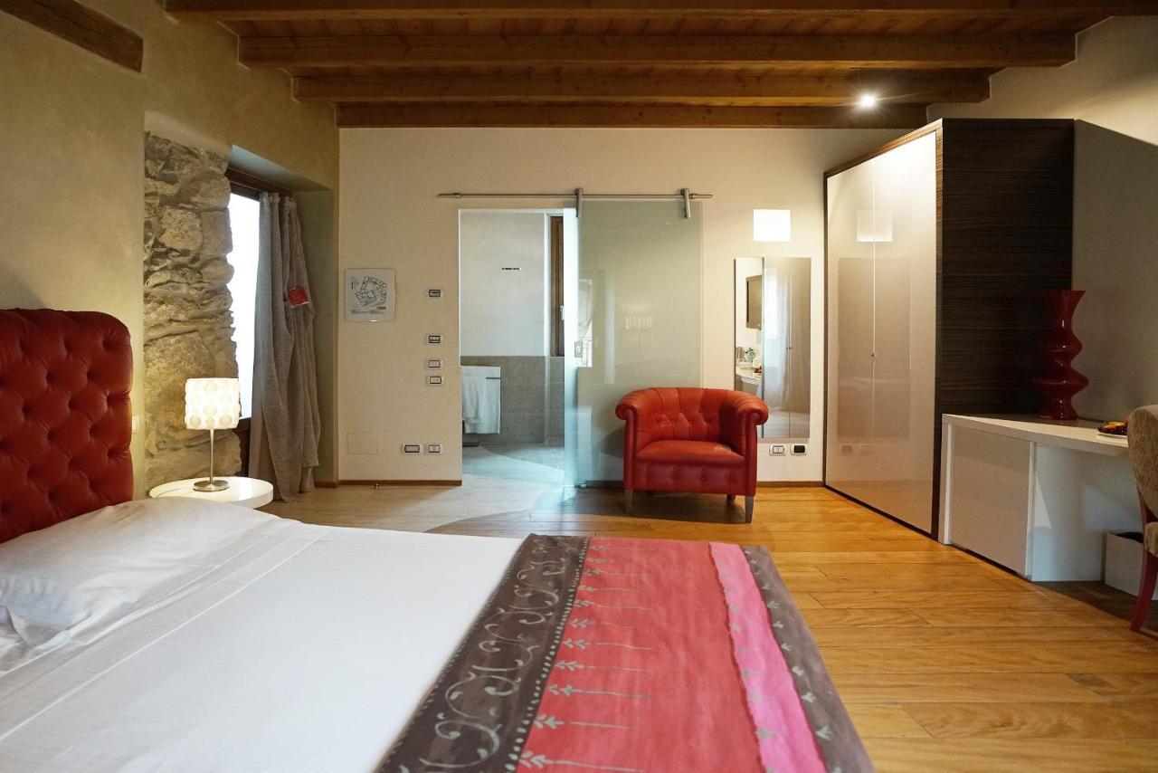 Il Portico - 1711 Luxury Guest House Arlate Dış mekan fotoğraf