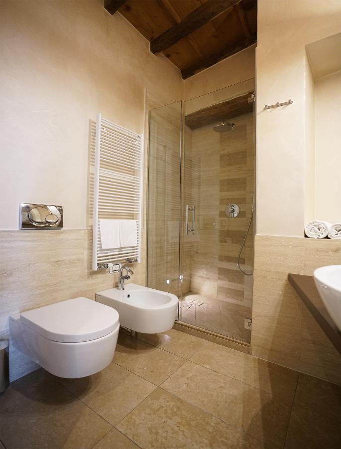 Il Portico - 1711 Luxury Guest House Arlate Dış mekan fotoğraf