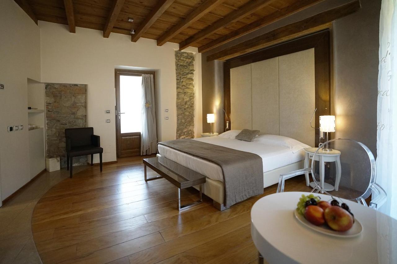 Il Portico - 1711 Luxury Guest House Arlate Dış mekan fotoğraf